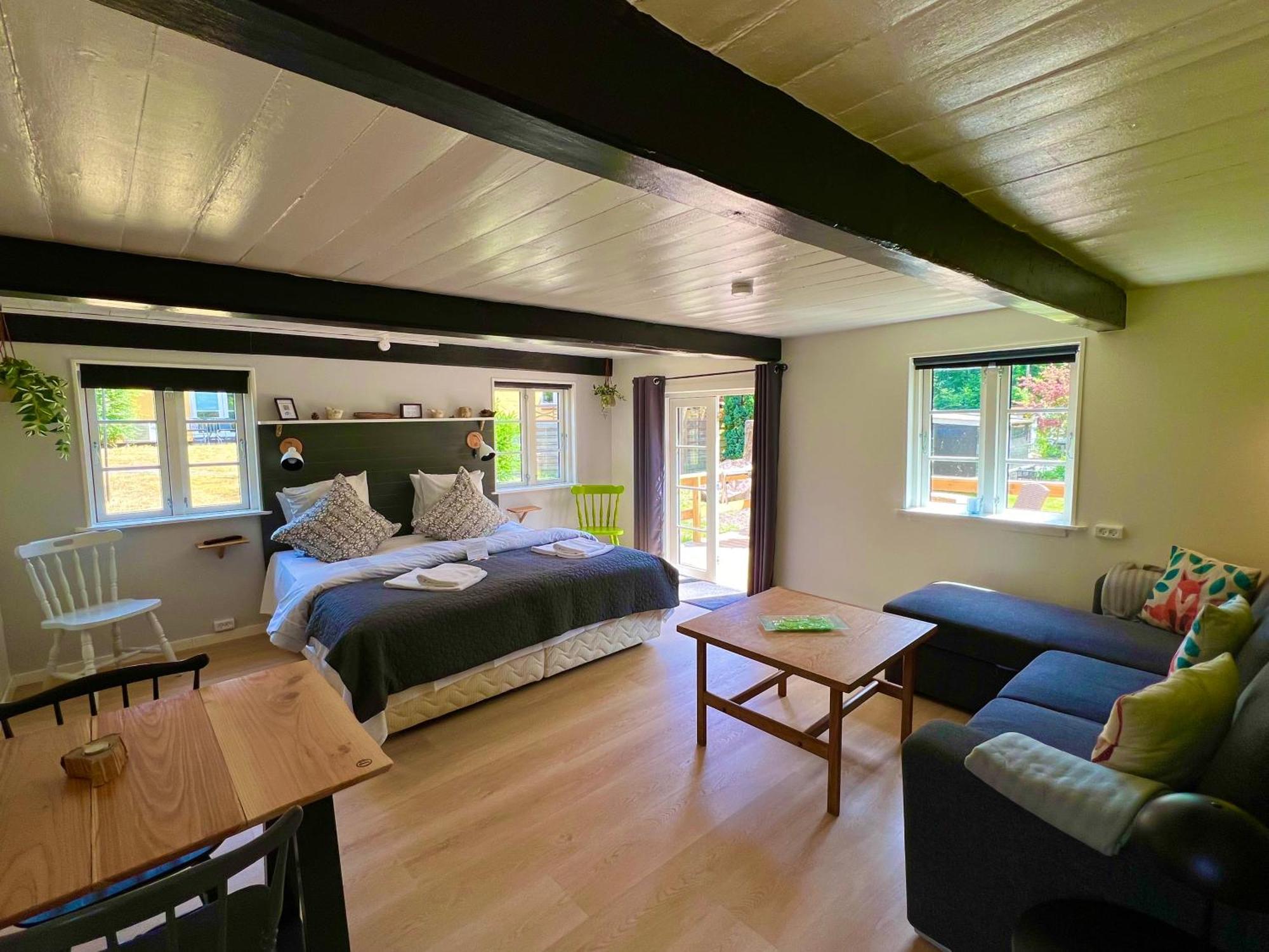 Hotel Skovly Rønne Exteriör bild