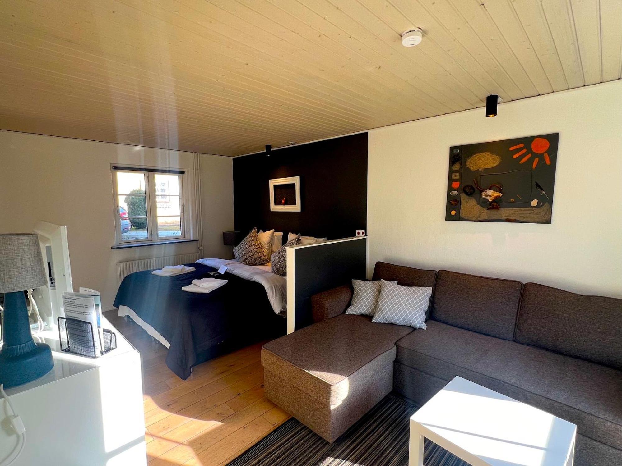 Hotel Skovly Rønne Exteriör bild